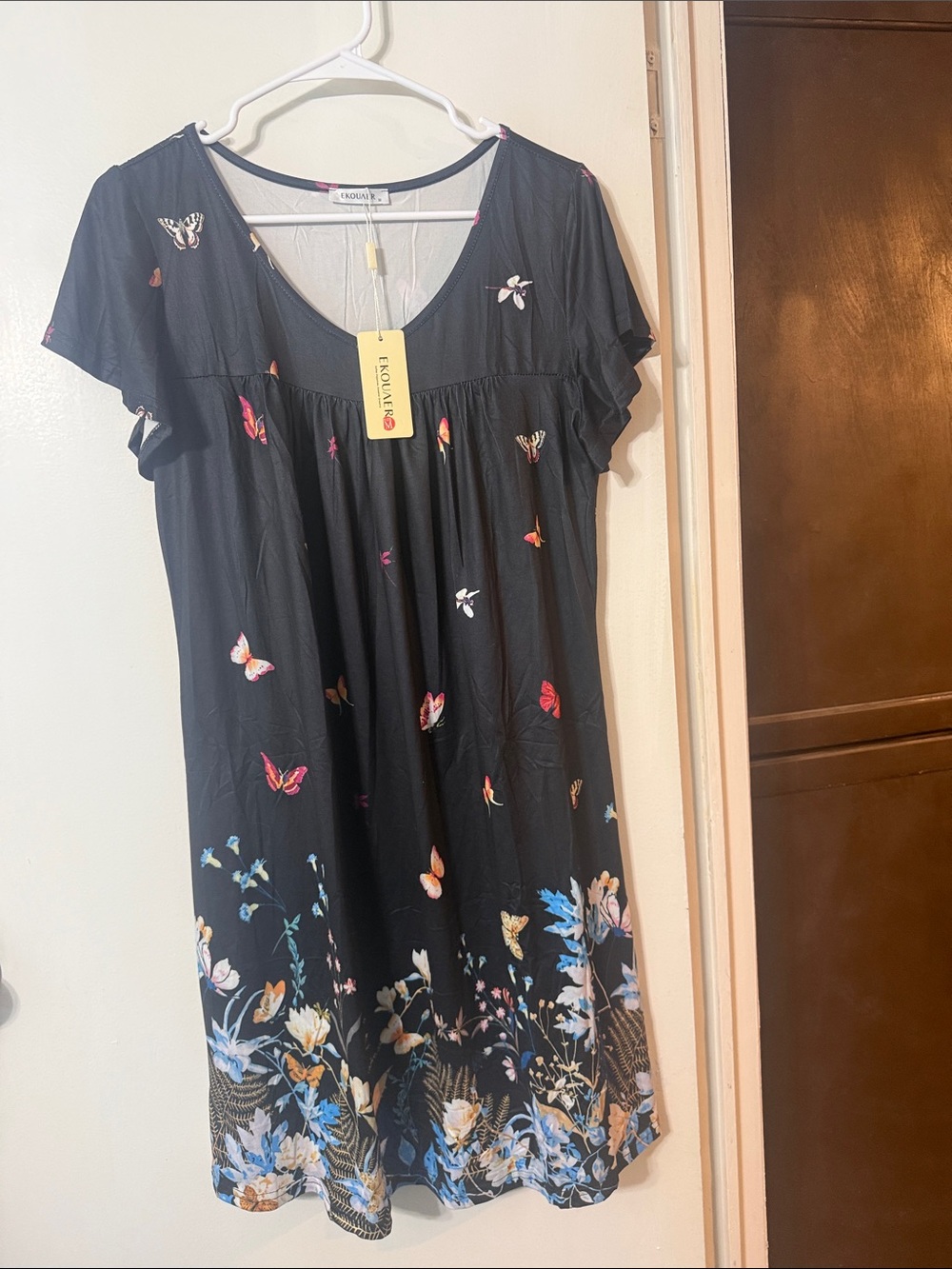 Ekouaer Women's Black Butterfly & Floral Nightgown